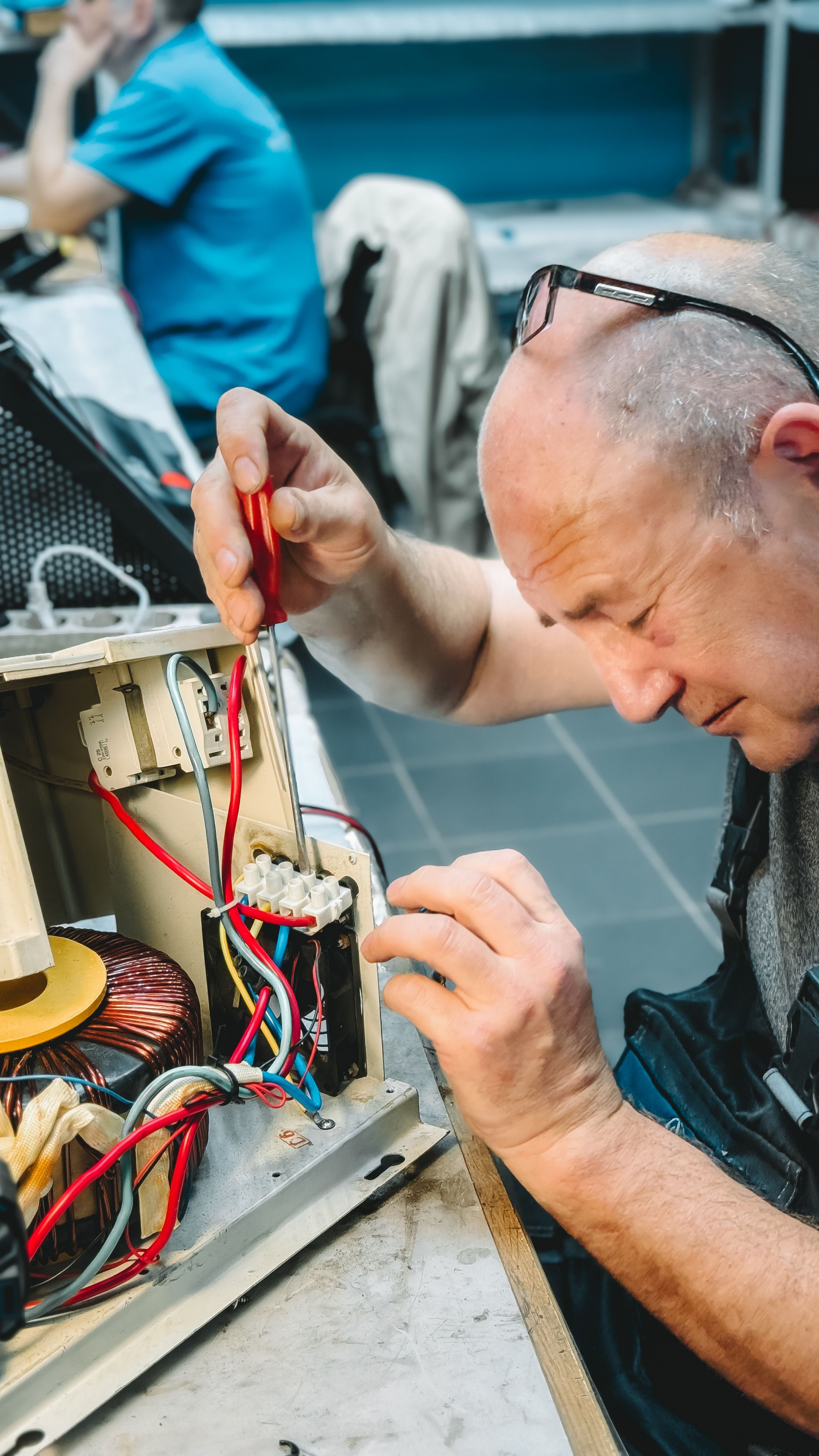 Electrical inspection and safety check with testing equipment